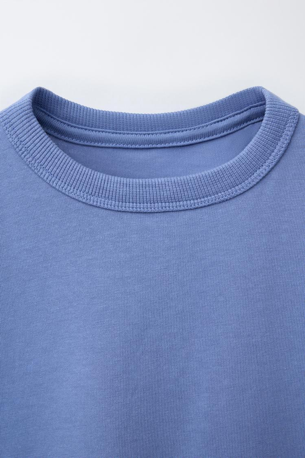 ZARA БАЗОВАЯ ФУТБОЛКА HEAVY WEIGHT, СИНИЙ