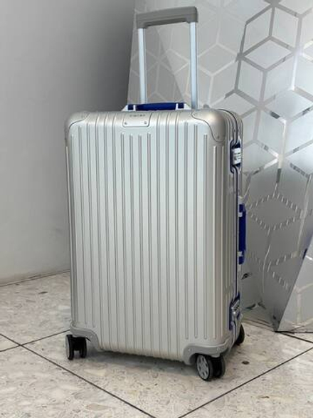 Чемодан Rimowa