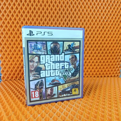 Диск Grand Theft Auto V (PS5)