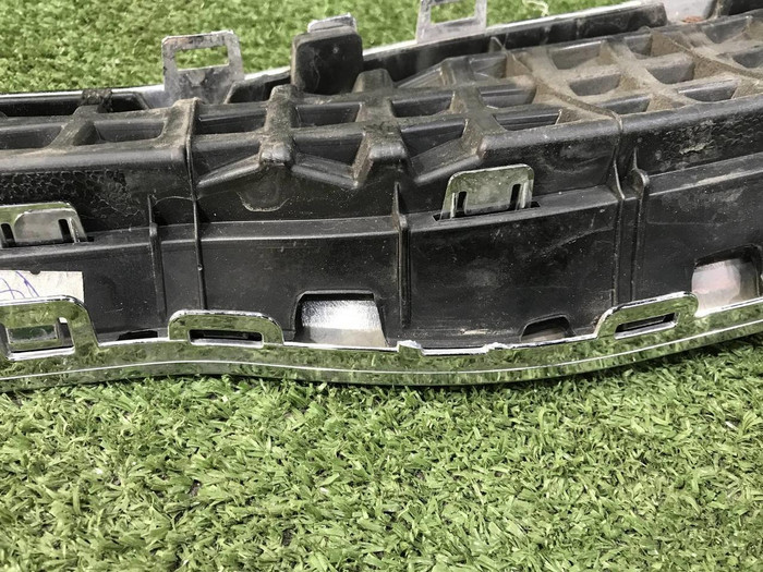 Решетка радиатора KIA Rio 4 X-Line (2017-2020)