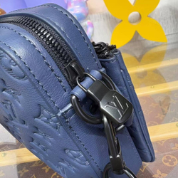 Сумка через плечо/мессенджер Louis Vuitton Trio