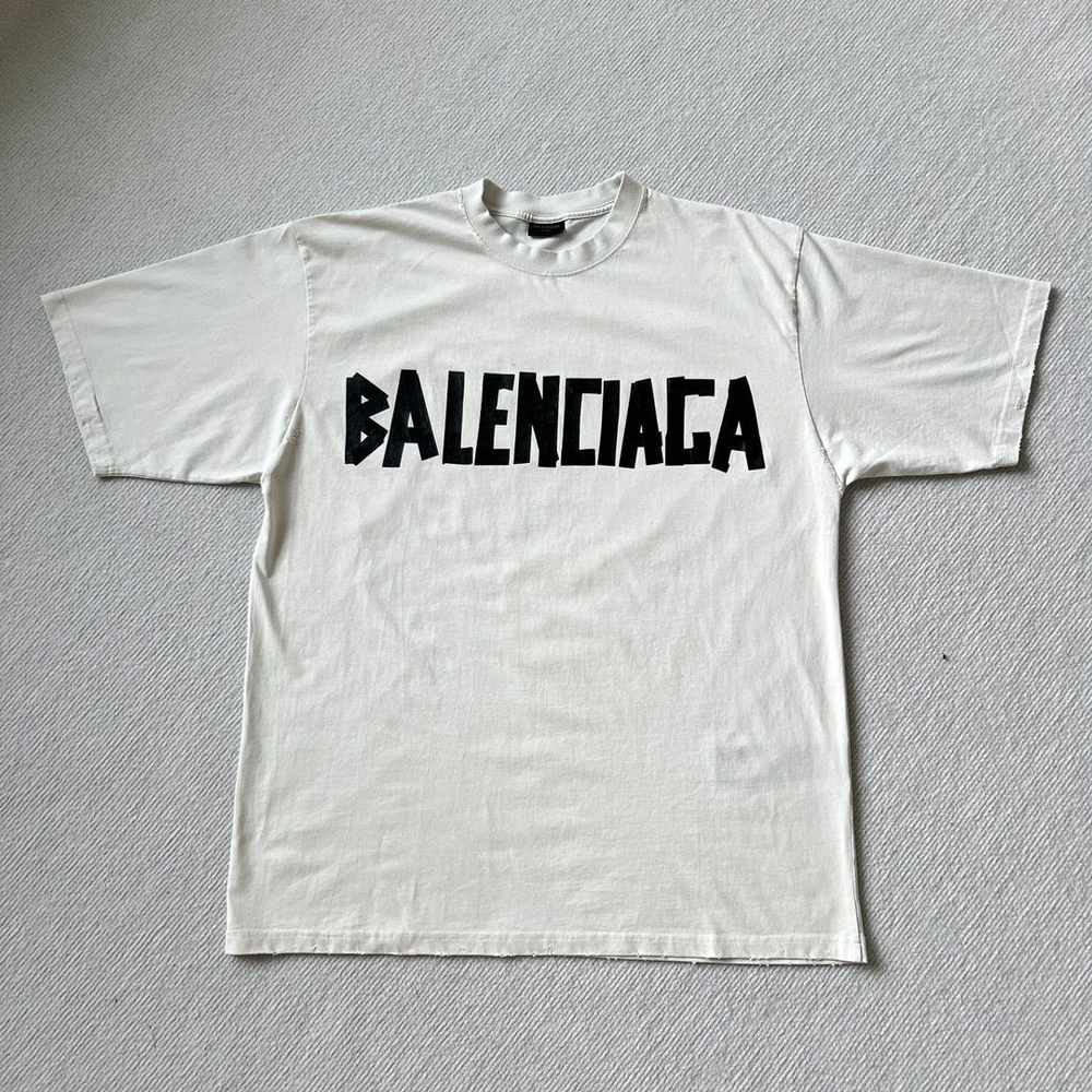 Футболка Balenciaga