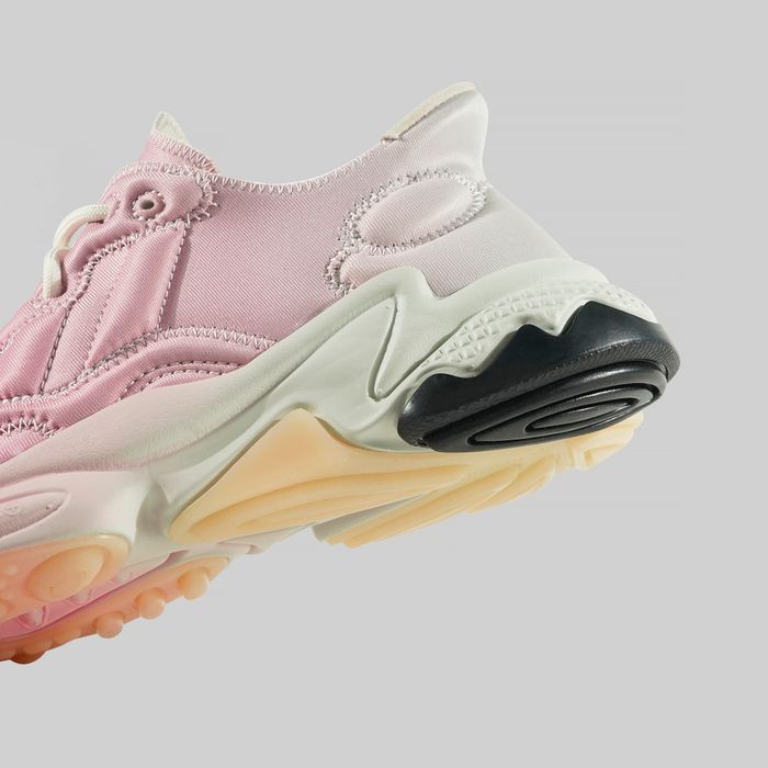 Кроссовки женские Adidas Originals Ozweego Tech артикул:EF4296 - купить в магазине Дайс
