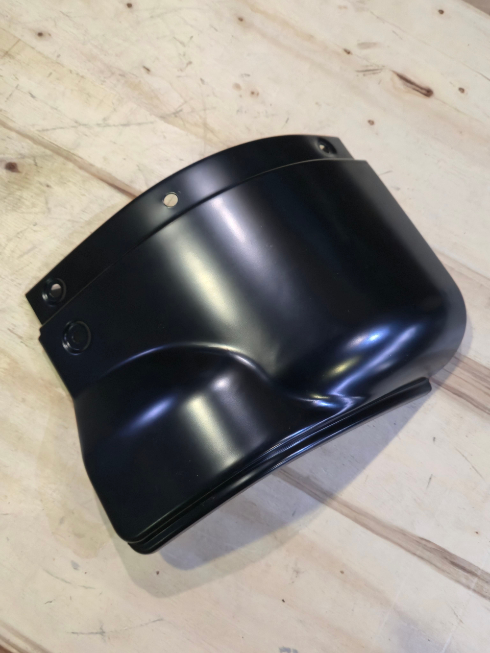 Бампер нижний боковой (левый) (ОАО МАЗ)