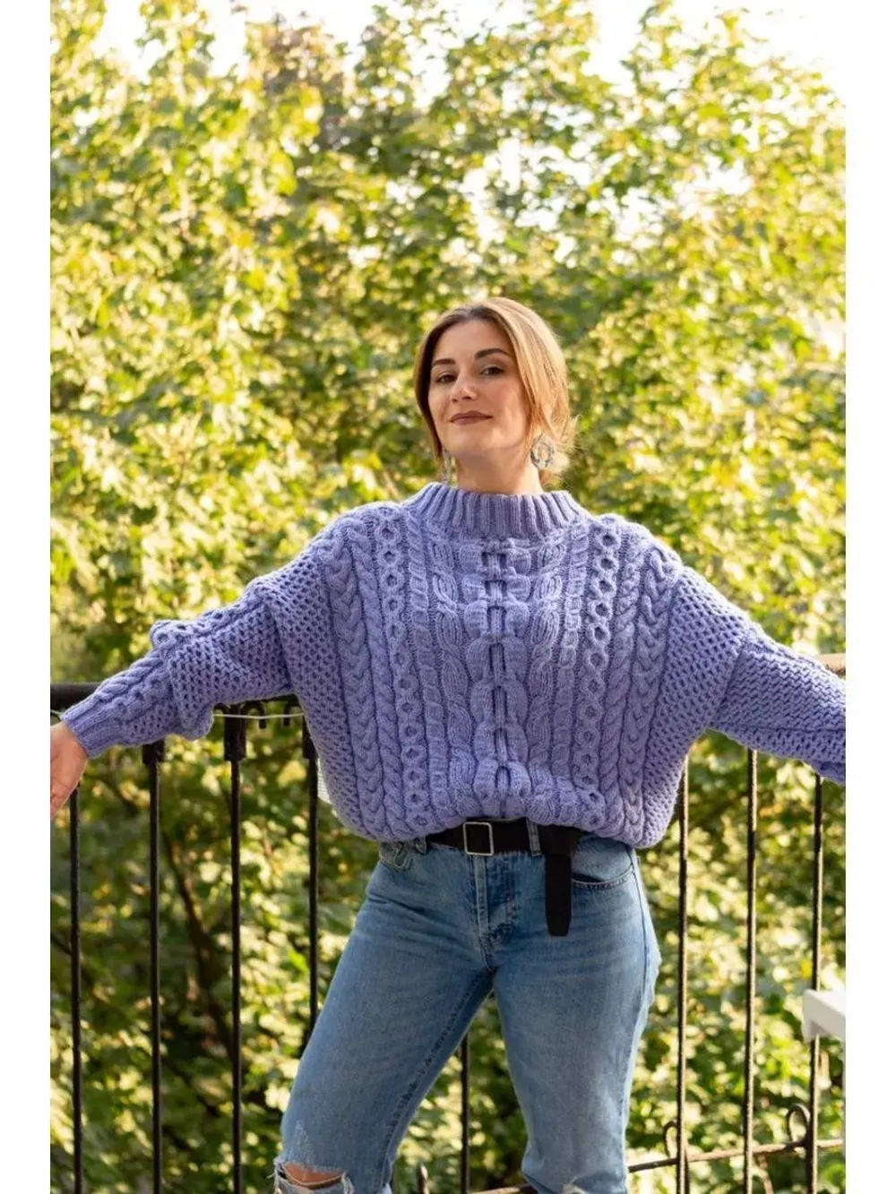 Свитер с аранами