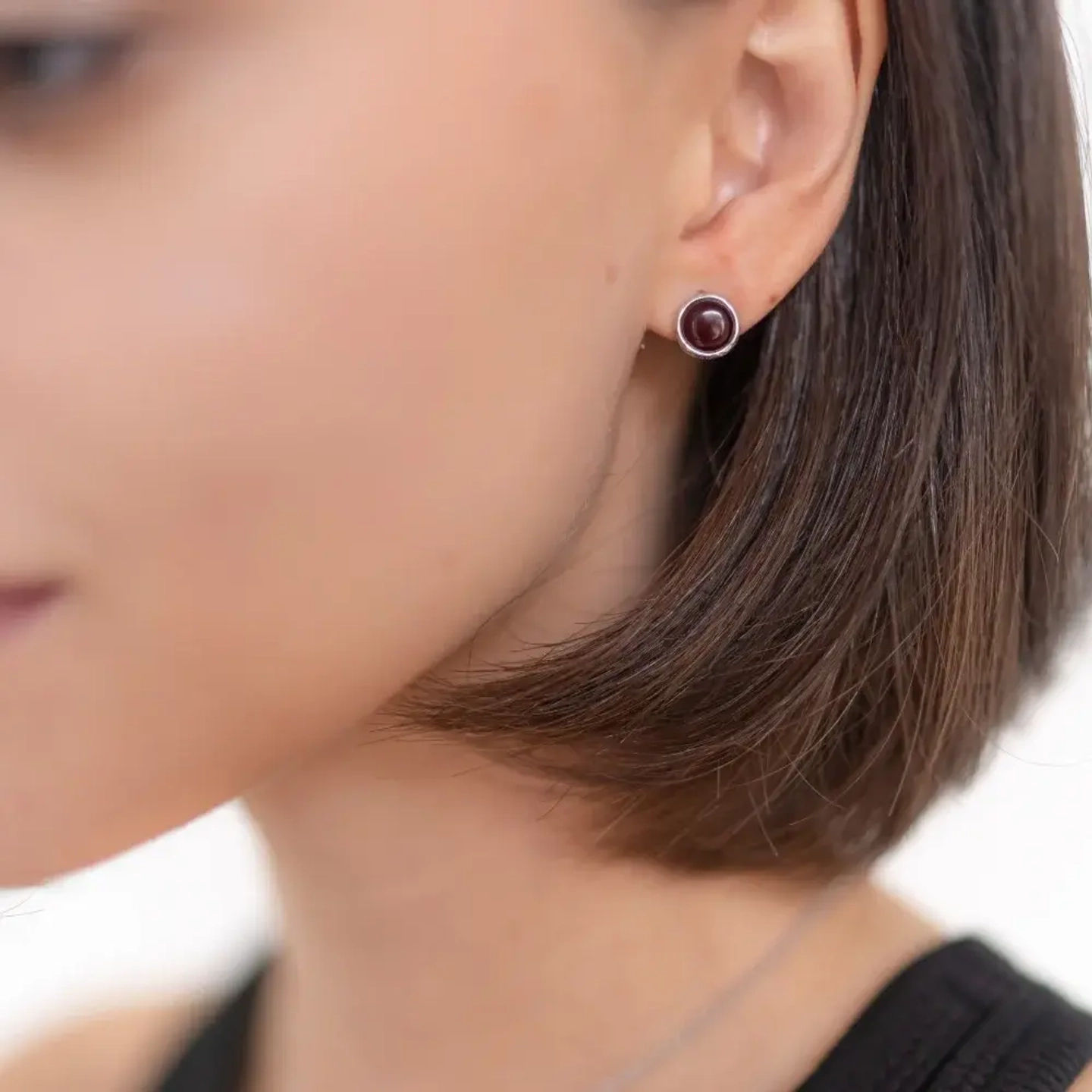 Серьги битые базовые большие с вишневым янтарем