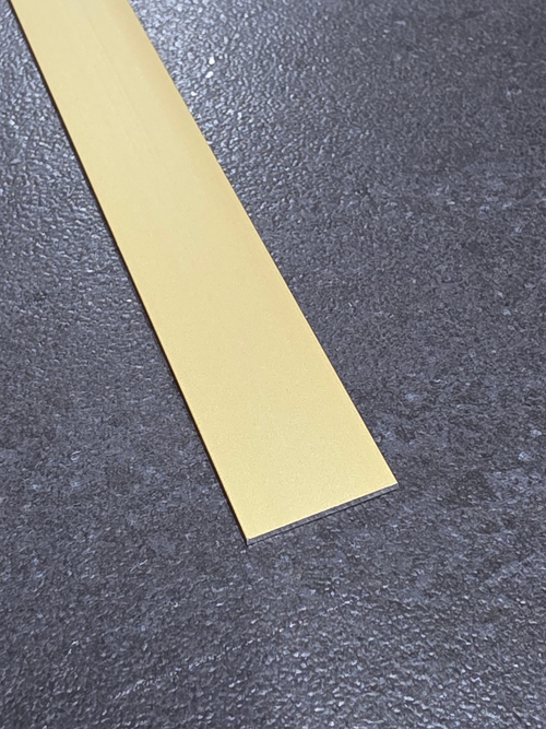 Полоса алюм. 20*1,5мм "DO-1" 2,7м Золото мат.