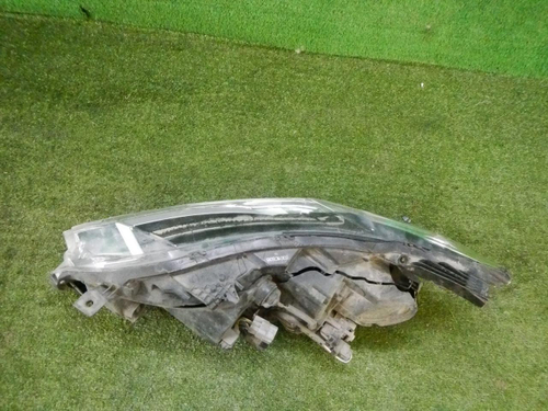 Битая Фара правая Mitsubishi Pajero Sport 3 (2015-2021) LED
