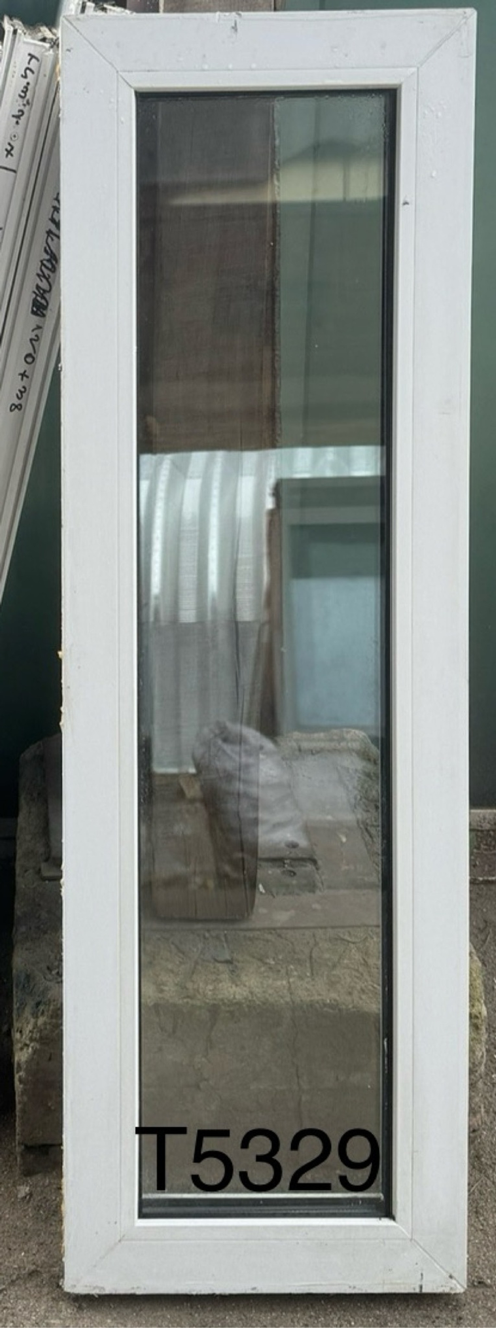 Окно Пластиковое Б/У 118(в) х 37(ш)