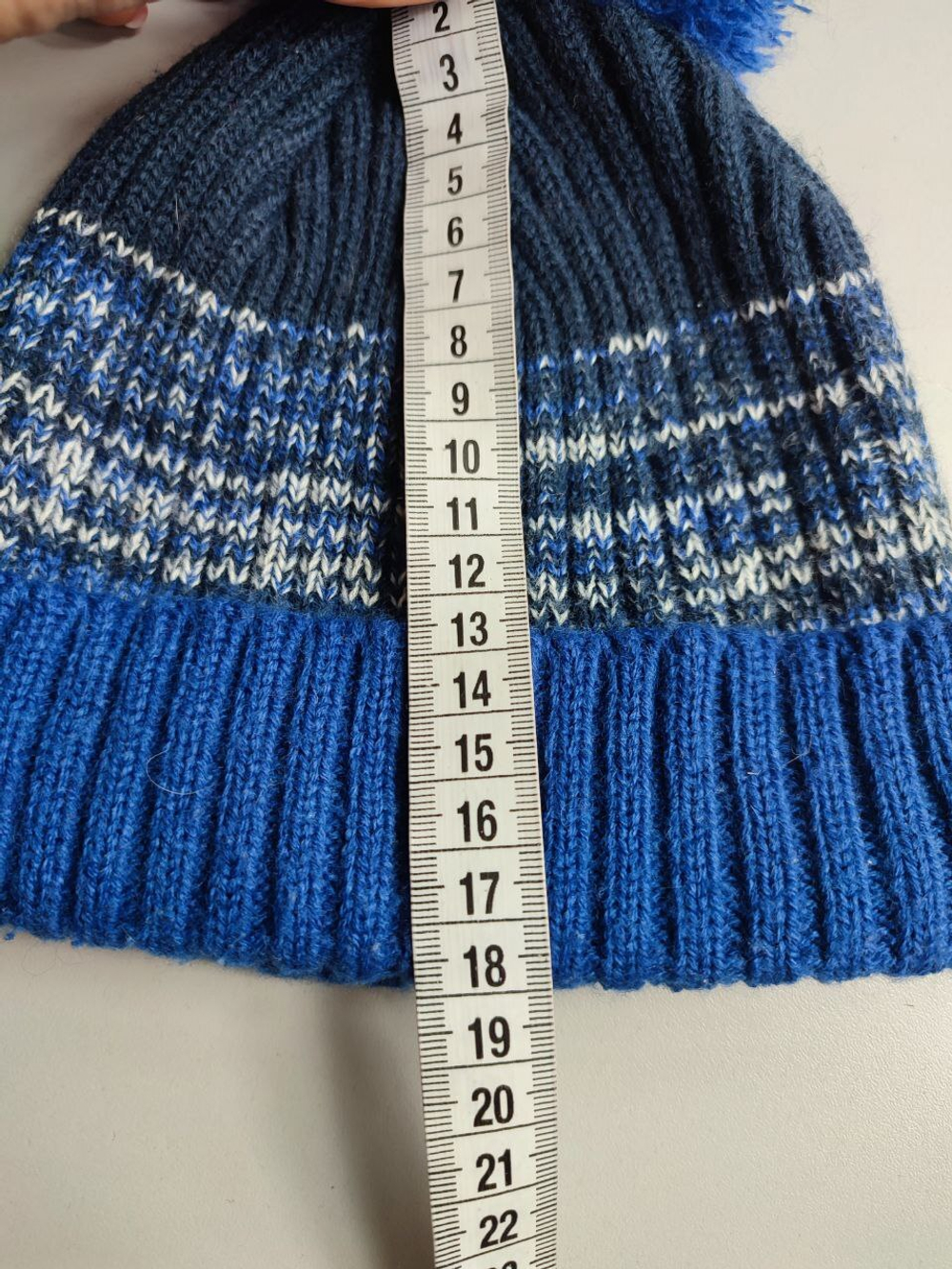 Шапка вязаная теплая