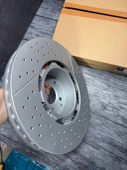 Тормозной диск передний Mercedes-Benz A2124210512
