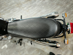 Royal Enfield Interceptor 650 Black Pearl (Custom / Dual tone)