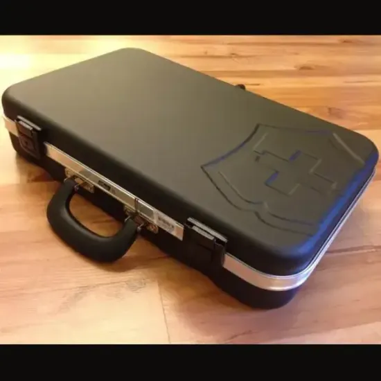 Набор ножей шеф-повара Victorinox Fibrox Small Chef’s Case