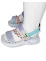 Детские сандалии для девочки.