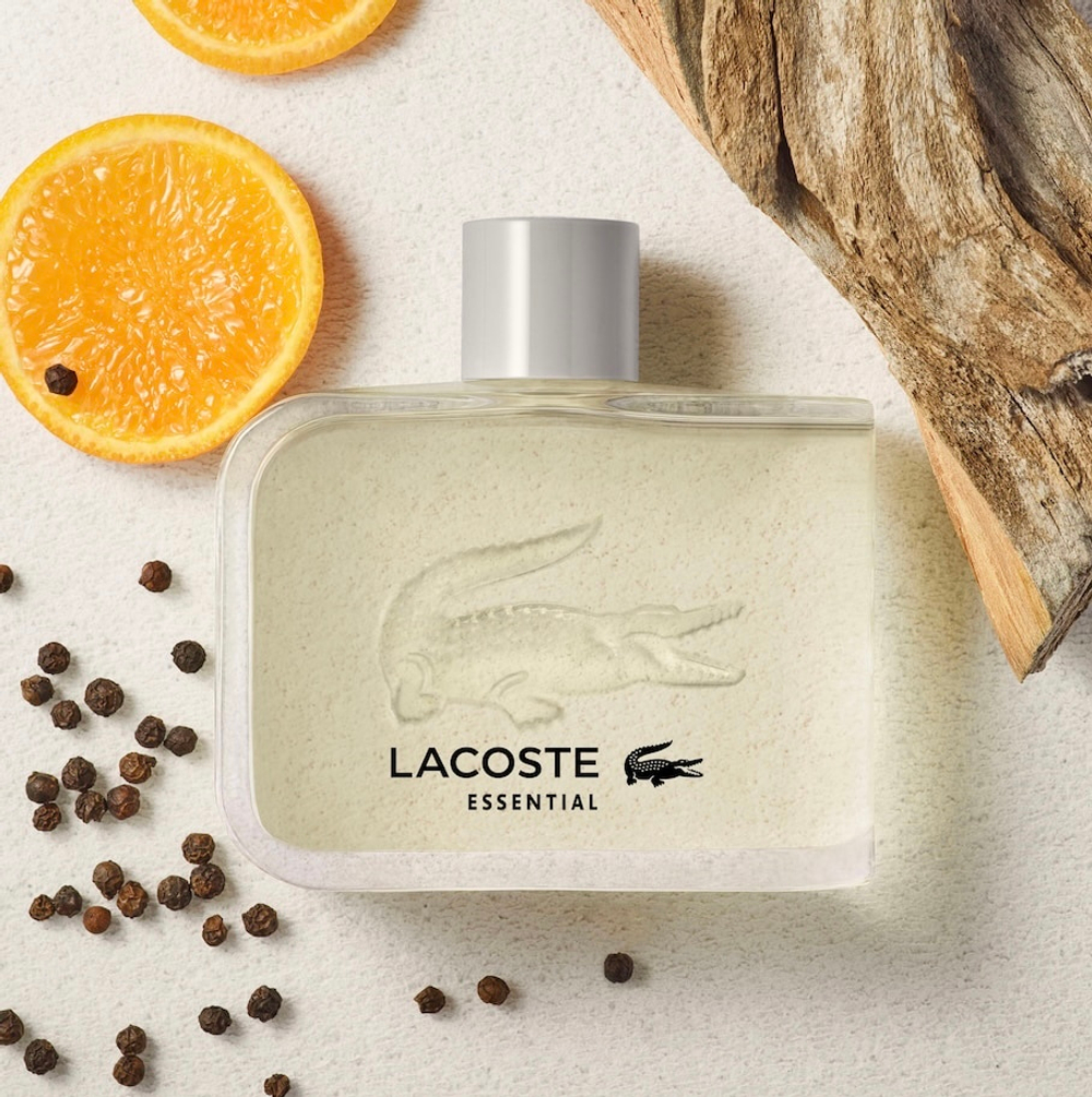 Essential lacoste top