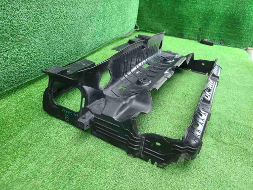 Воздуховод радиатора BMW 3er G20 (2018-н.в.)