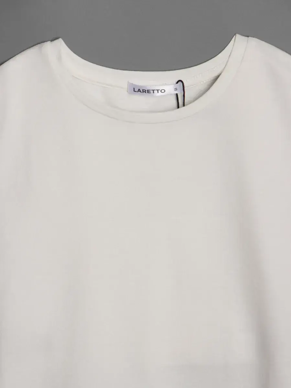 Футболка женская летняя, молочная