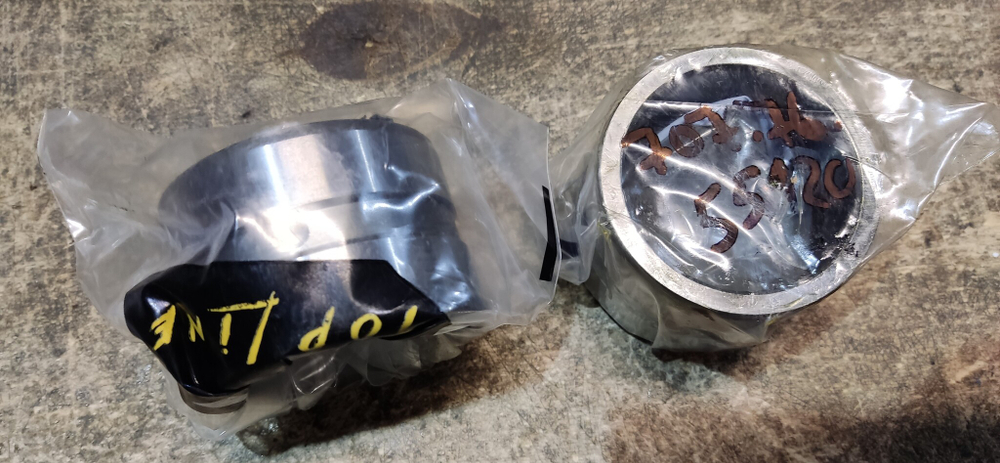 Втулка 707-76-55120