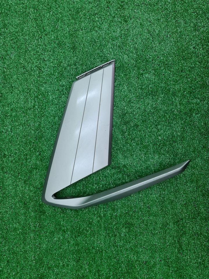 Накладка переднего бампера Geely Coolray (23-нв)