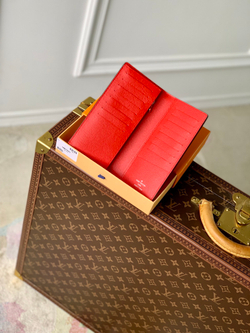 Louis Vuitton Brazza Wallet