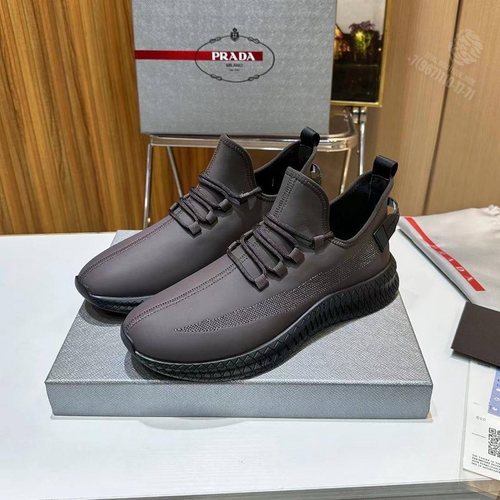 Кроссовки Prada