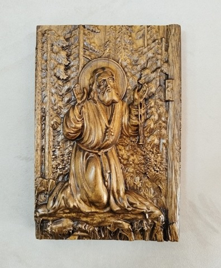 Деревянная икона Серафима Саровского