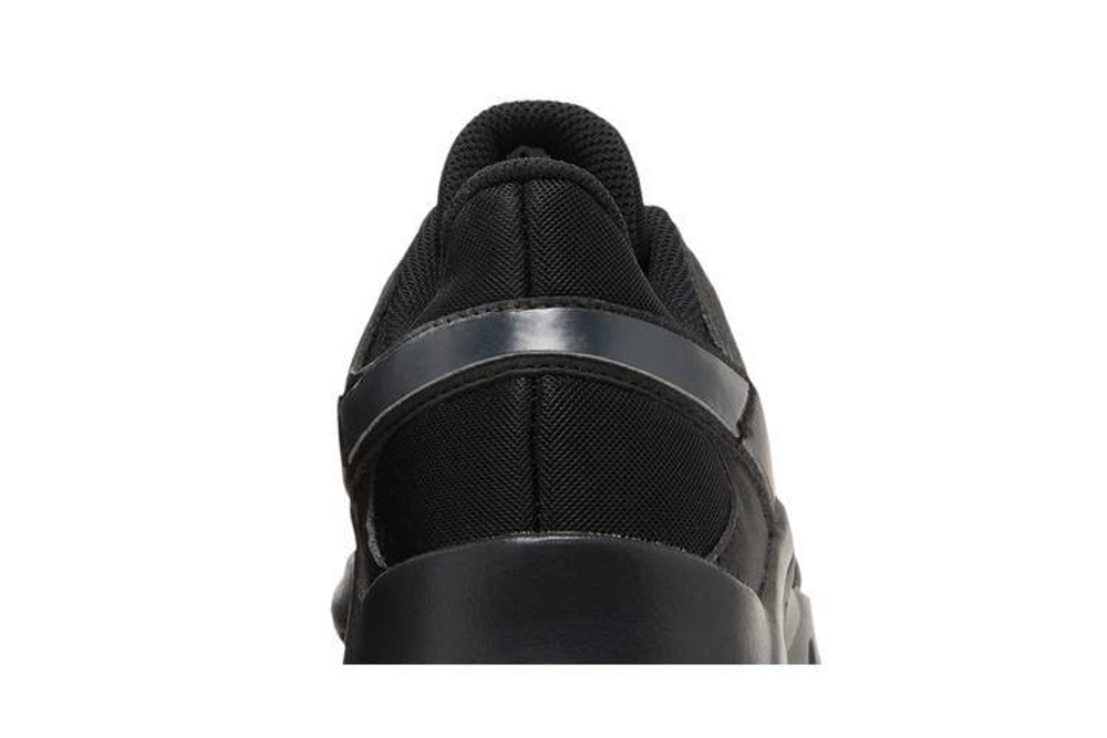 Кроссовки Nike Legend Essential 2 (Женская размерная сетка)
