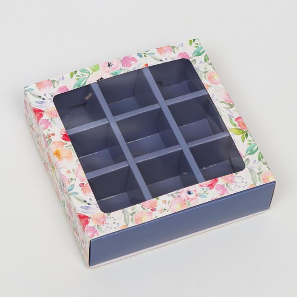 Упаковка для 9 конфет с окном ВЕСНА сиреневая, 137*137*35 мм