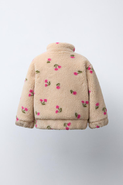 ZARA КУРТКА ИЗ ИСКУССТВЕННОЙ ОВЧИНЫ С ВИШНЯМИ, ЭКРЮ