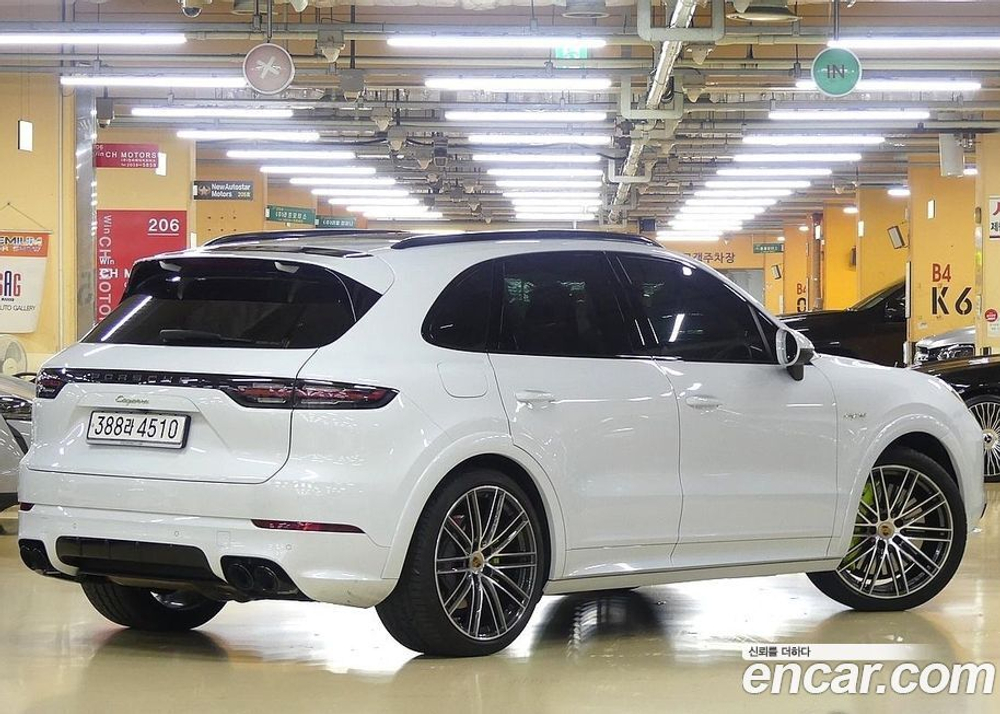 Porsche Cayenne (PO536) 3.0 E-Hybrid (06.2020)