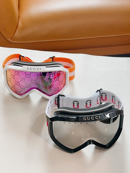 Gucci Ski Goggles (2 colors)