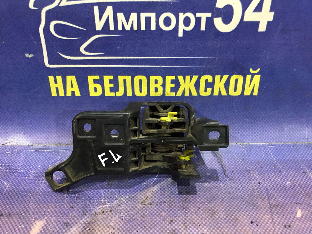 Ручка двери передней левой салонная TOYOTA CARINA ED 1994