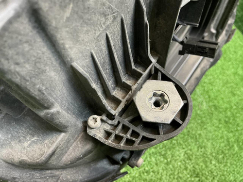 Фара левая Mercedes E W213 (2016-2021) LED