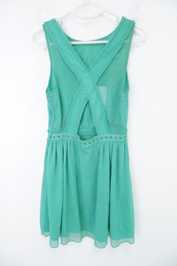 Платье красивого оттенка 44 размер