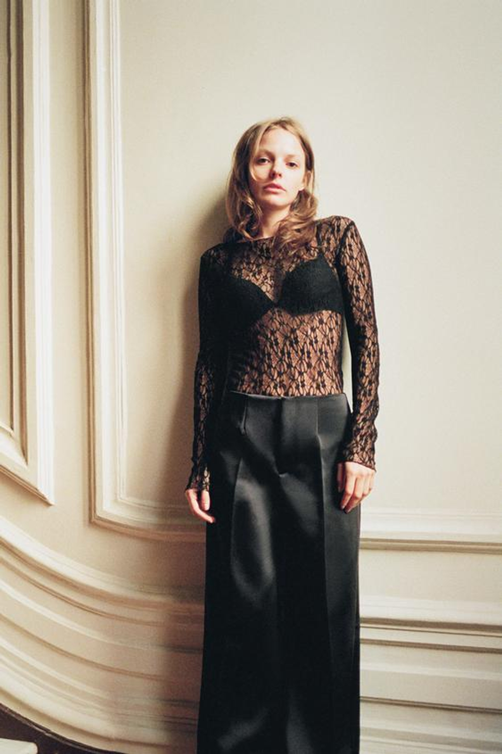 ZARA АТЛАСНЫЕ БРЮКИ С ВЫСОКОЙ ПОСАДКОЙ, ЧЕРНЫЙ