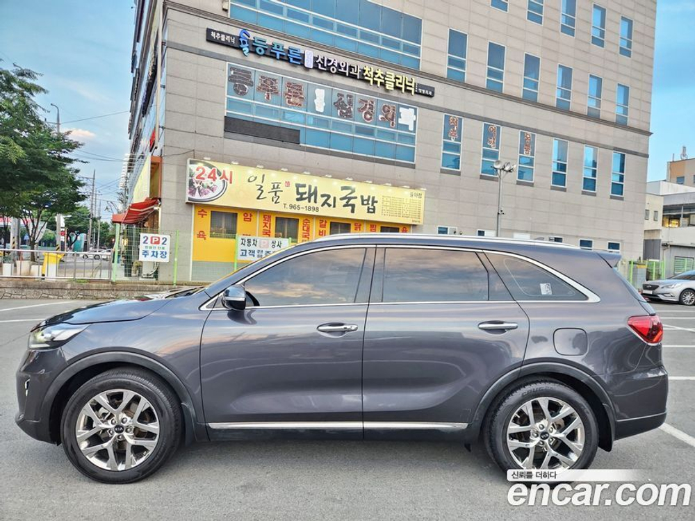 Kia The New Sorento Дизель 2.0 2WD (10.2019)