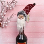 Украшение на бутылку «Дед Мороз» 15 см, бордовый колпачок