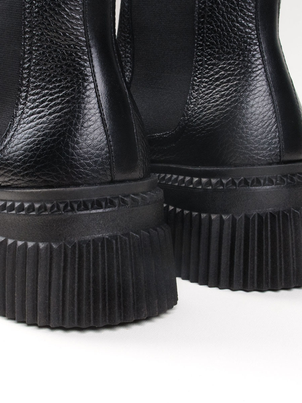 Ботинки V1210B