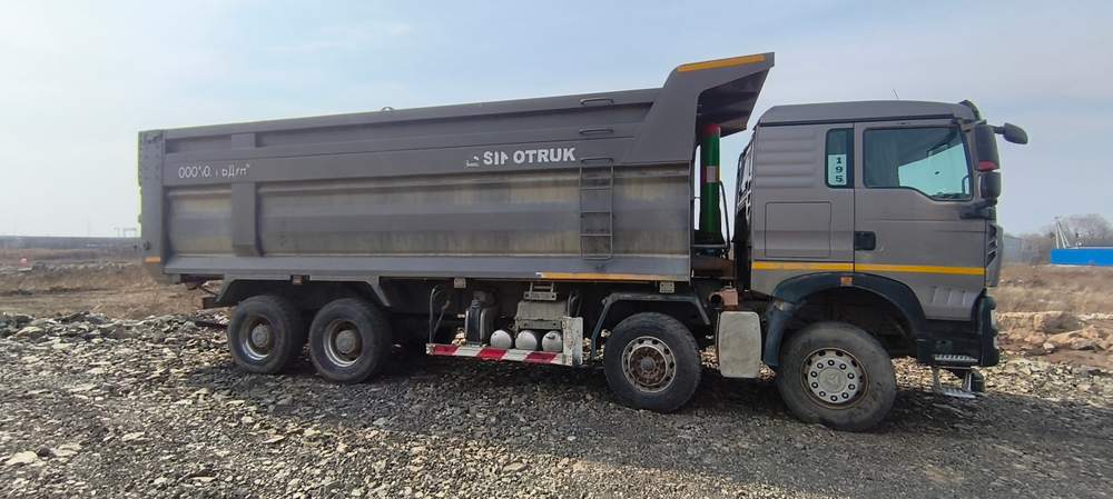 Howo T5G 8x4 Самосвал ZZ3317V386GE1 (Дизельный, 10,5 л, 440 л.с., МТ)