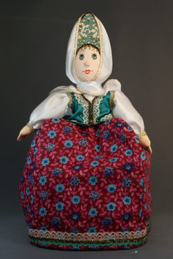 Кукла Баба на чайник текстильная