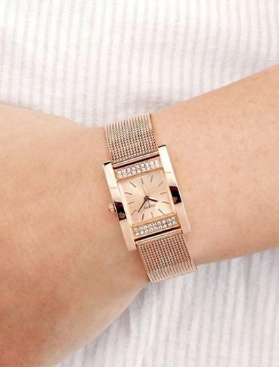 Guess W0127L3
