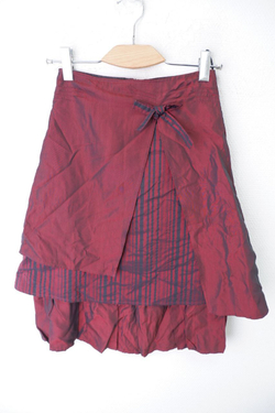 Юбка красивого оттенка на 11 лет, новая