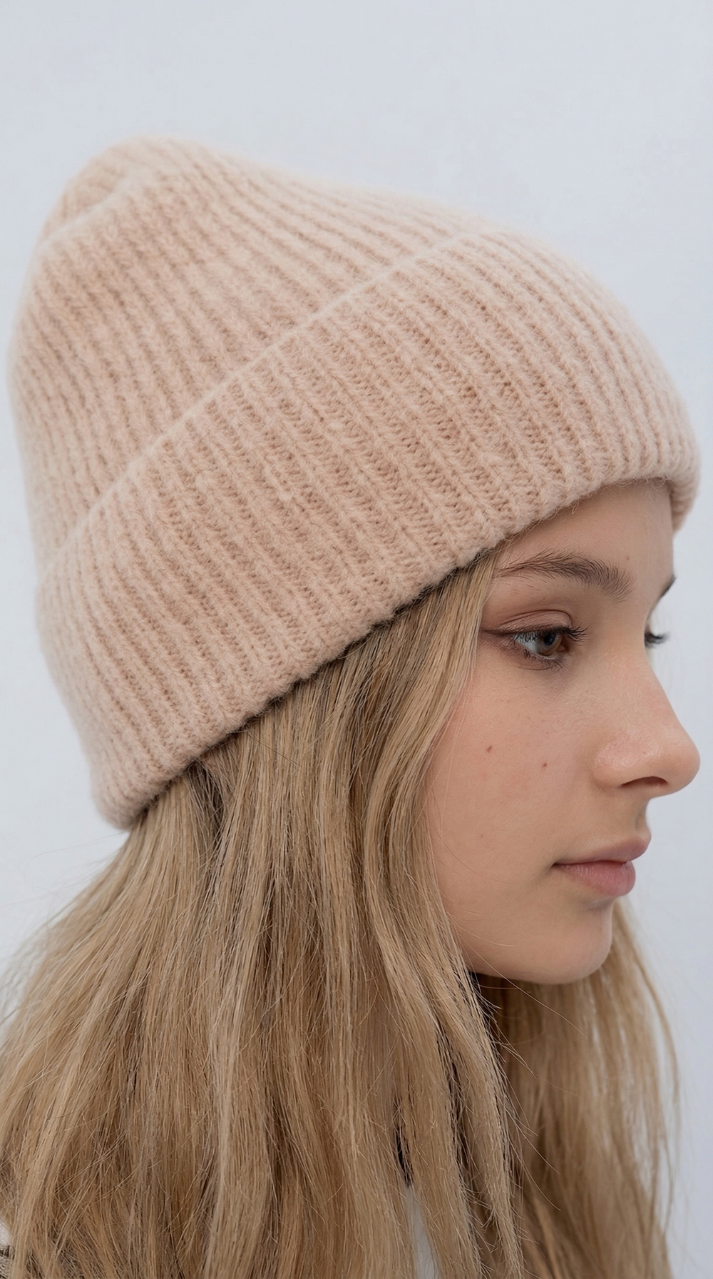 Шапка ШП225-08 бежевая