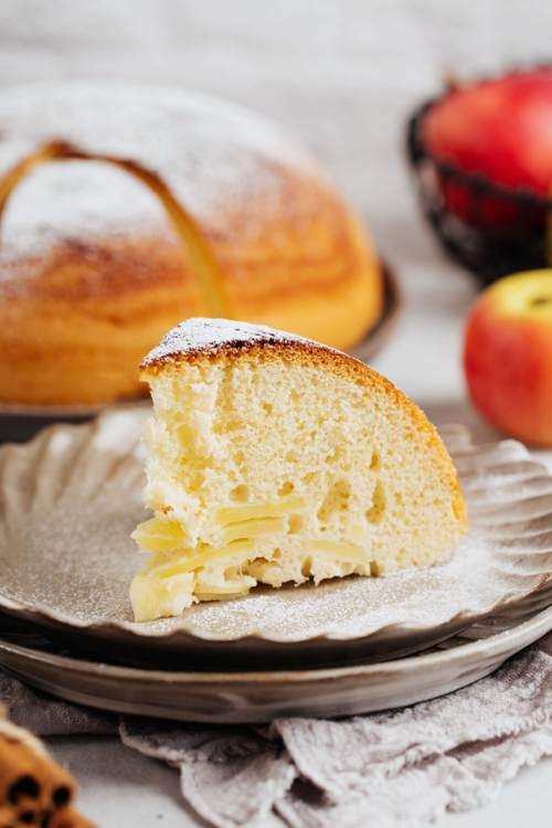 Кекс с яблоками