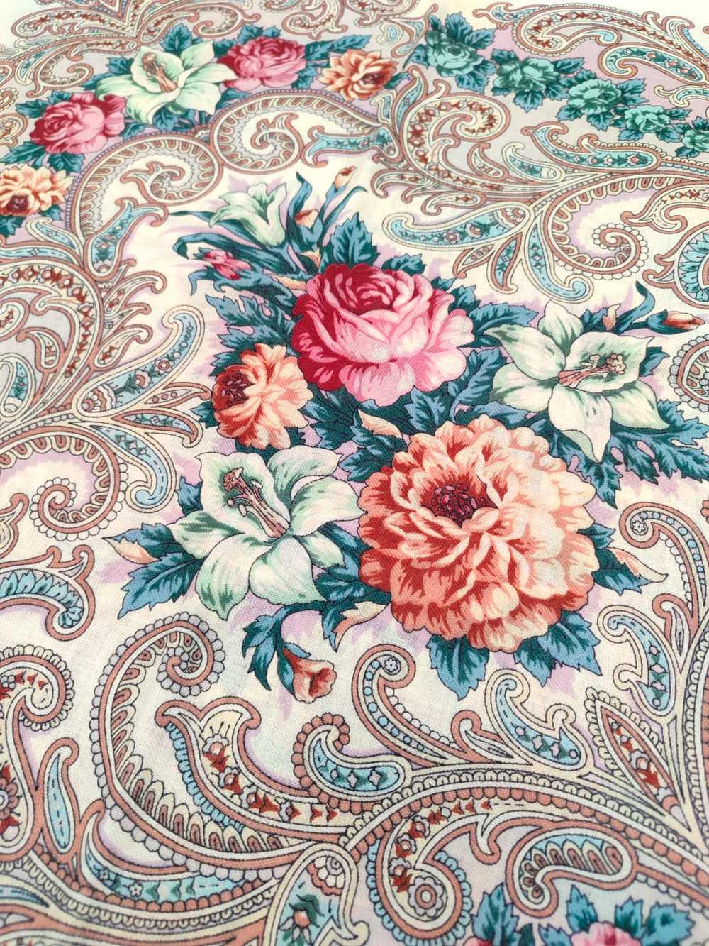 Павловопосадский платок Тайна сердца 1437-0