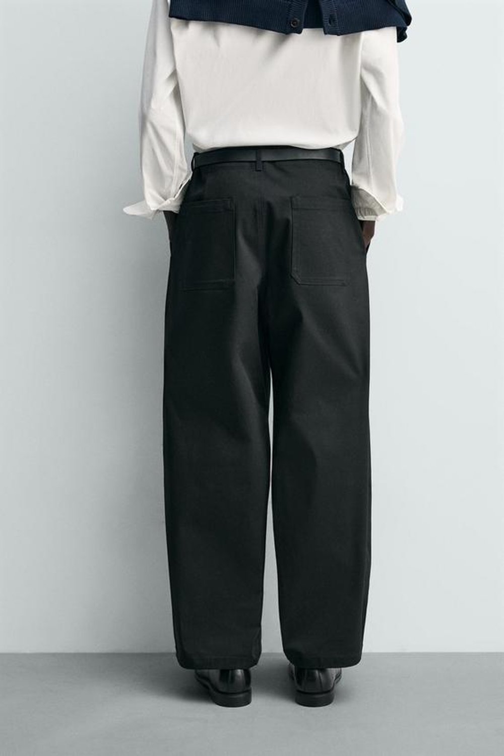 ZARA БРЮКИ WIDE FIT СО СКЛАДКАМИ, ЧЕРНЫЙ