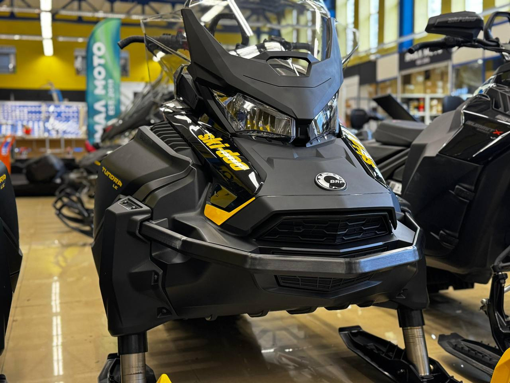 Снегоход BRP Ski Doo Tundra LE 600 Ace