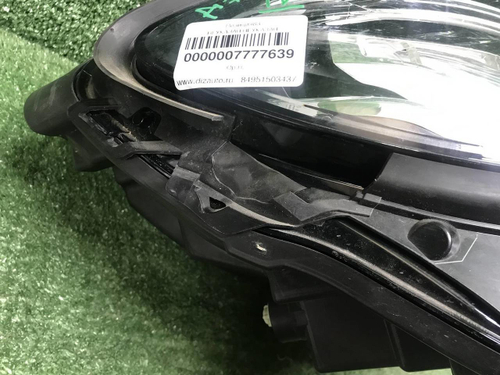 Битая Фара правая Mercedes E W213 (2016-2021) LED