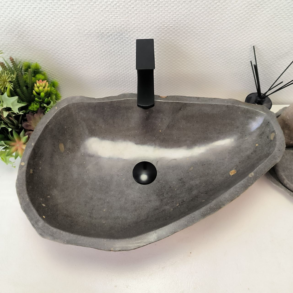 Раковина из речного камня RS-63542 (63*42*16) 0124