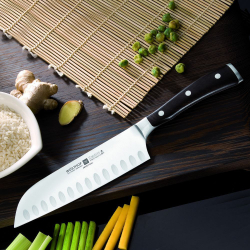 Нож Японский Шеф с углублениями 17см Wuesthof Ikon Германия фото